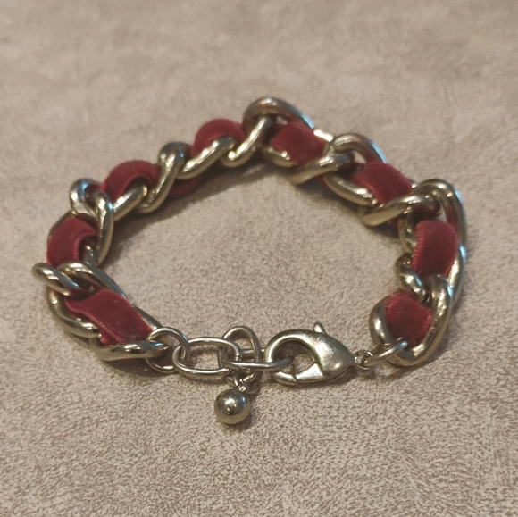 Jewelry - Designer Inspired gold-tone chunky chain bracelet red velvet
